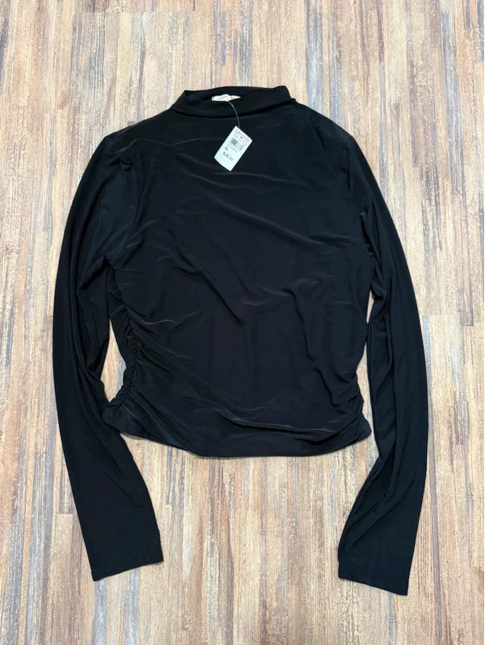 Moa Moa long sleeve size XL New with tags
